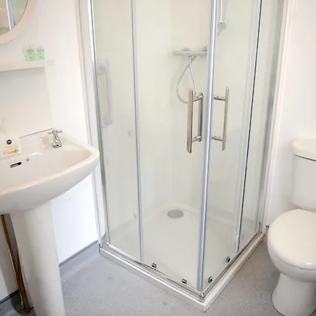 The Yellow House Bed & Breakfast 4*