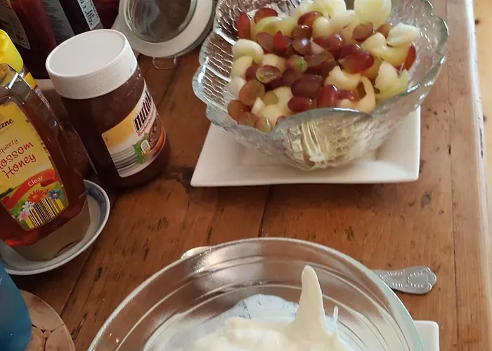 The Yellow House 4* Navan